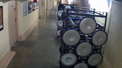 0058USCHBAHT46Hallway_2021-01-05_03h40min00s460ms.mp4