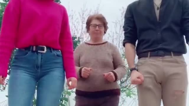 Rico rico riquísimo con ellaaaaa #abuela #ricochallenge @fatimaespinar