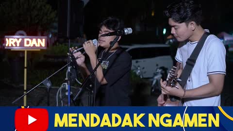 Sedih banget denger lagu ini