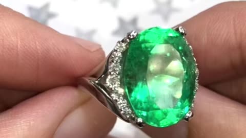 LARGE BIG VIVID GREEN OVAL COLOMBIAN EMERALD & DIAMOND STATEMENT ANNIVERSARY RING