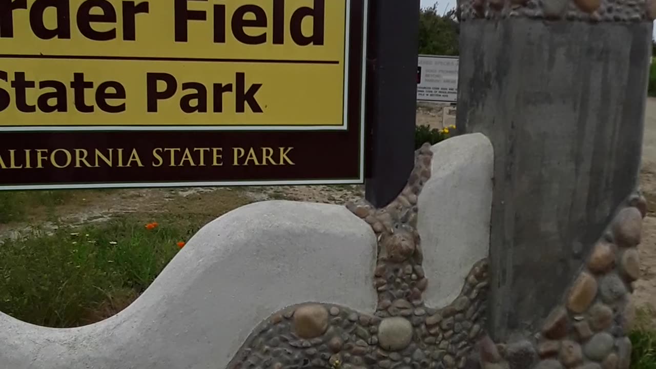 Mexican/US border wall. I share a mouthful but your ears need it. 4/29/23