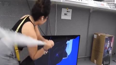 YouTube Prankster Arrrested For Smashing TVs