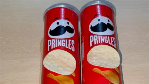 Pringles Original Packshot vs Product