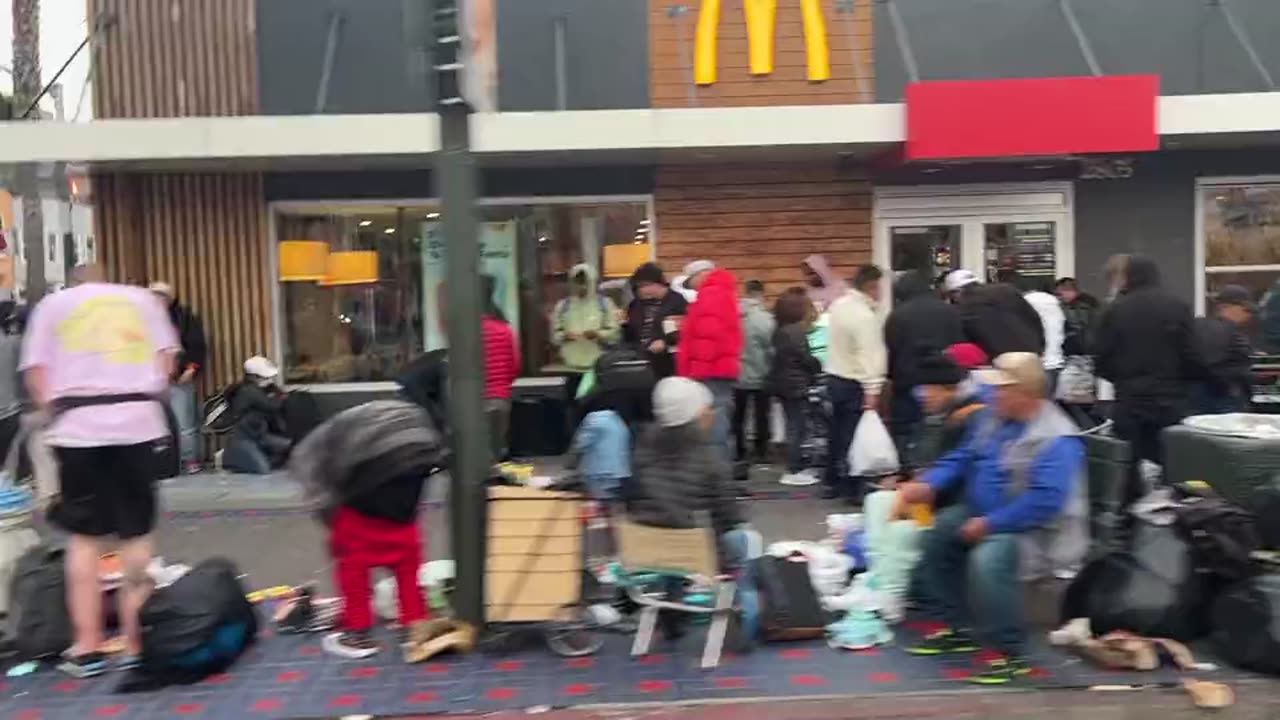This Is San Francisco's World Famous Mission District Today