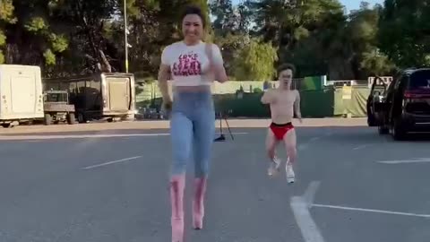 When they challenge you to a high heel race 👠 #challenge