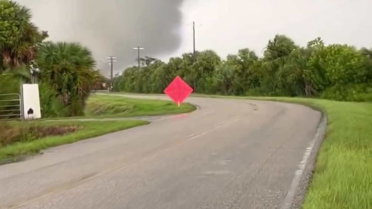 Violent Tornado Triggered By Hurricane Milton In Hendry County, Florida
