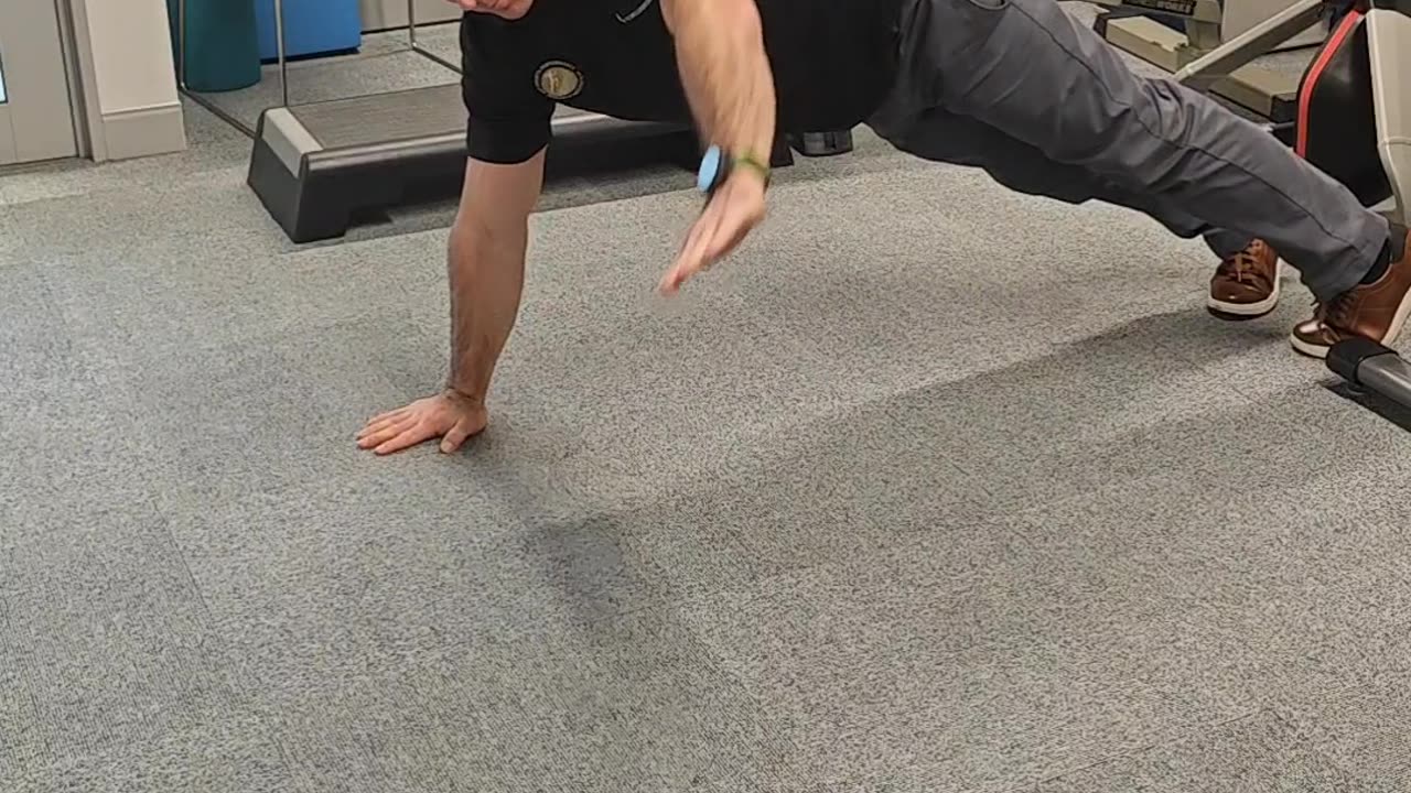 Push up twist