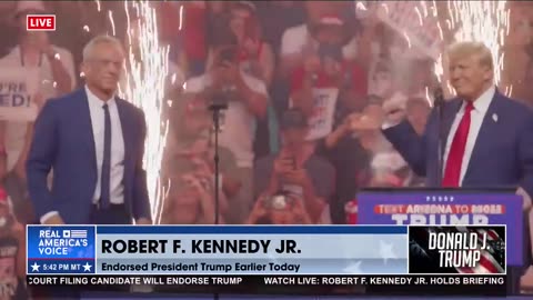 WATCH 🔥 RFK Jr's EPIC entrance to President Trump's rally in Arizona after endorsing Trump