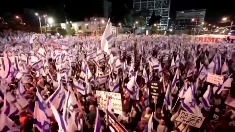 A Holocaust survivor joins the Israeli protests