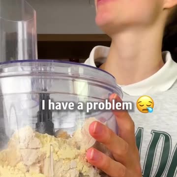 WHOLE ROASTED CAULIFLOWER