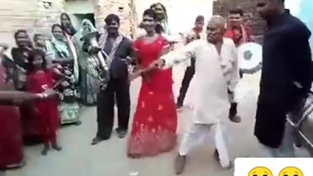 Funny dance / old man funny dance