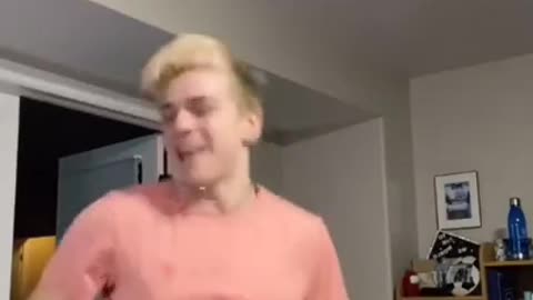 French vs English _ funny tiktok _ by __frenchfrie