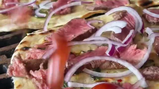 Steak Flatbread Appetizers 💯 perfect holiday snack. Grilled on my Napoleon Phantom prestige 500