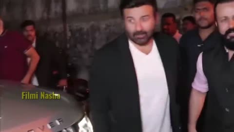 Gadar 2 sunny deol Amisha Patel reaction on movie of sanjay dutt