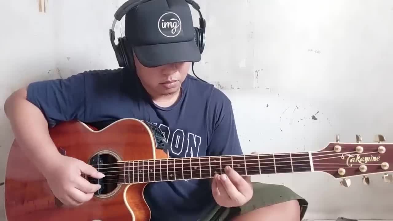 Doraemon - Fingerstyle cover Alipbata
