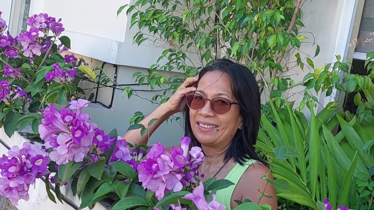 Me and my Garlic vine