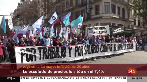 ARGENTINA: La INFLACIÓN sufre su mayor SUBIDA en los últimos 20 AÑOS | RTVE Noticias