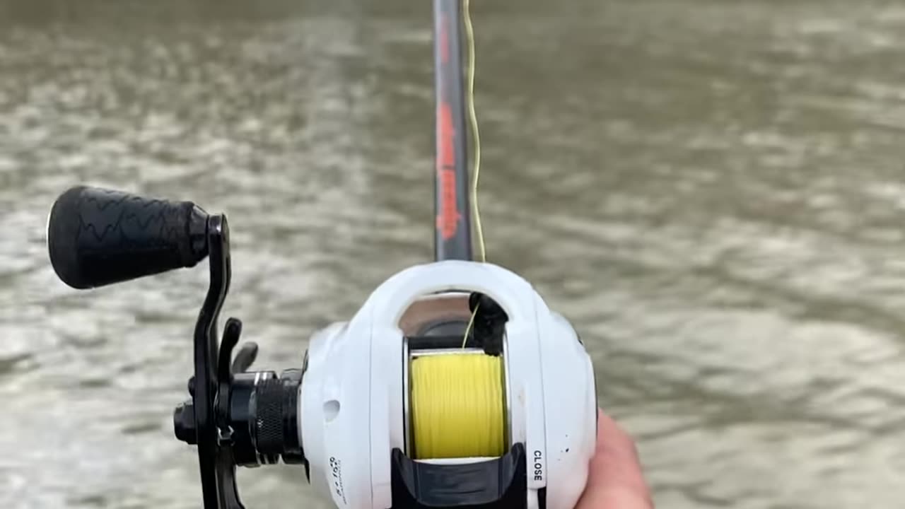 RATE THIS CAST! (KASTKING CRIXUS BAITCAST REEL) #shorts-no