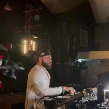 MOOJO PLAY IN London, United Kingdom