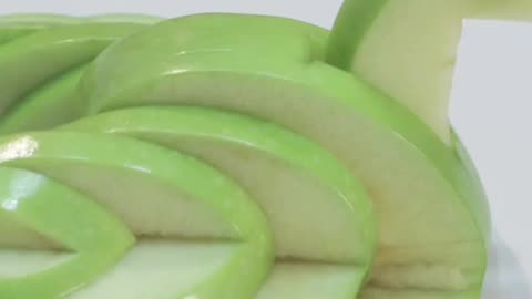 How to Make an Apple Swan