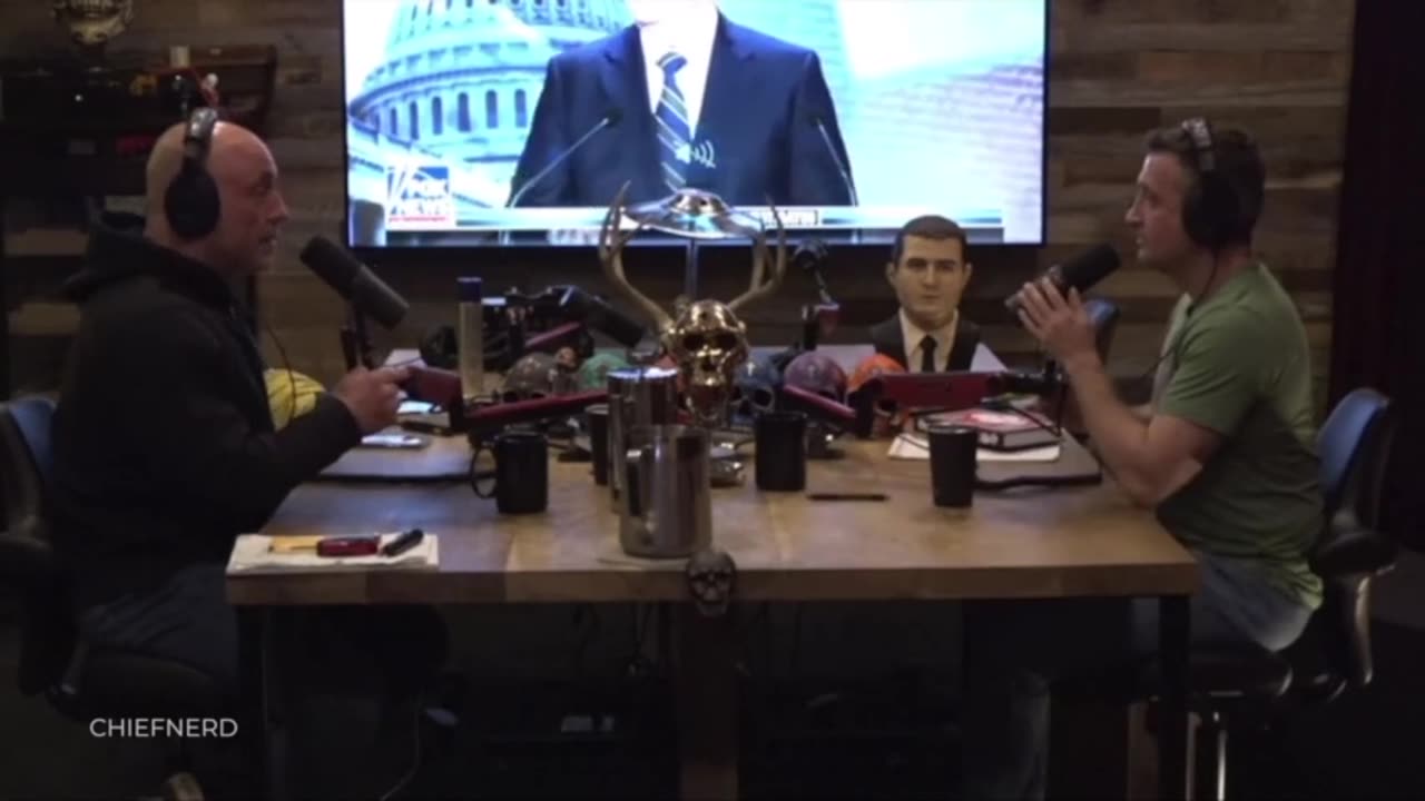 Joe Rogan & Michael Malice Are Stunned by the New Jan 6th Footage Released by Tucker Carlson