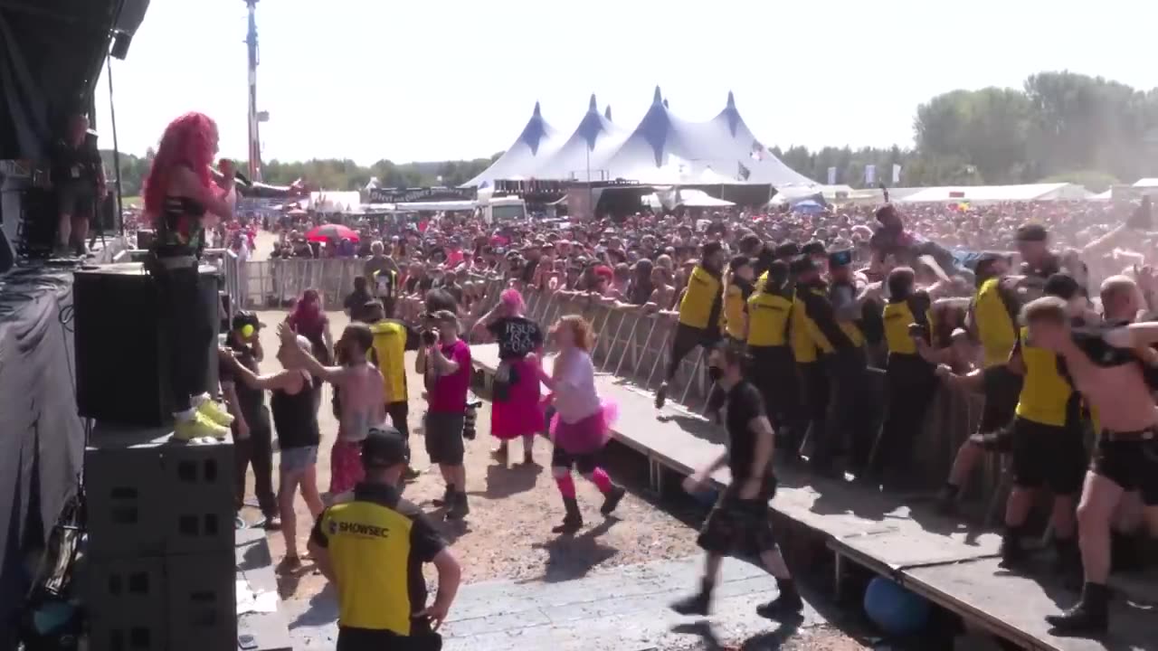BUTCHER BABIES - Live Full Set Performance - Bloodstock