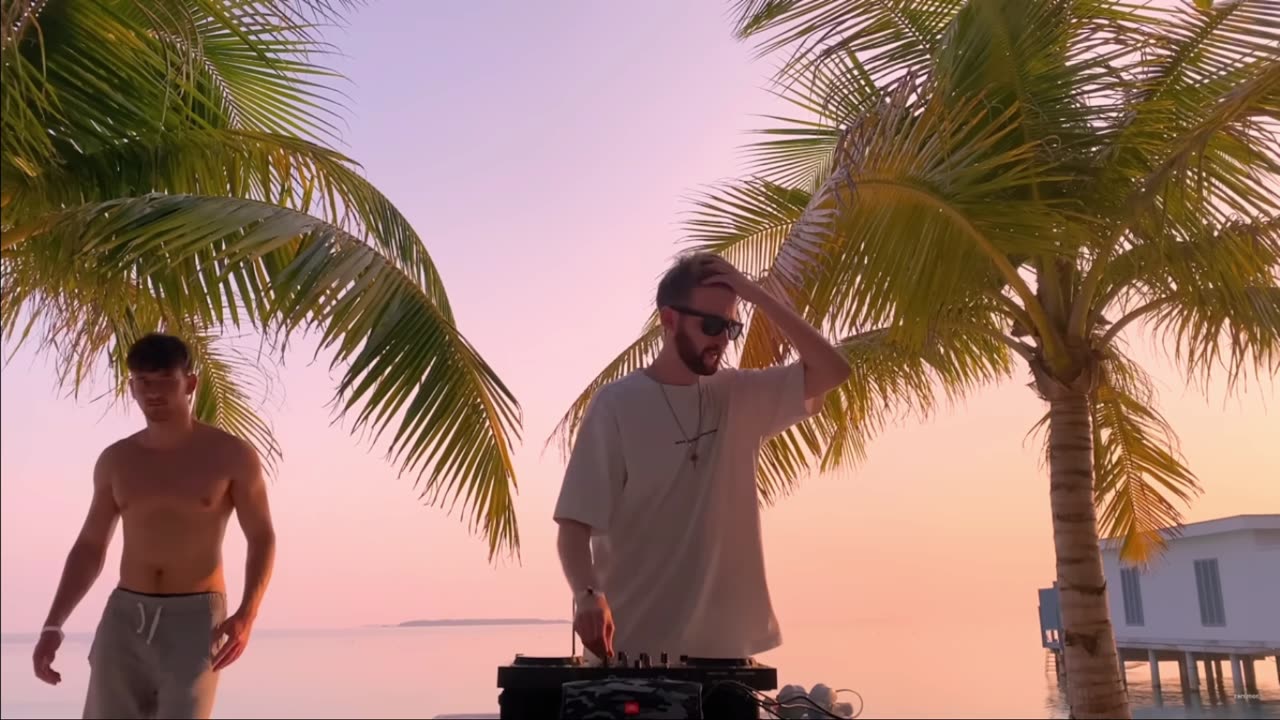 Summer Mix - DJ Snake, Avicii, Justin Bieber, Rihanna, Kygo, David Guetta, Calvin Harris, Jonas Blue