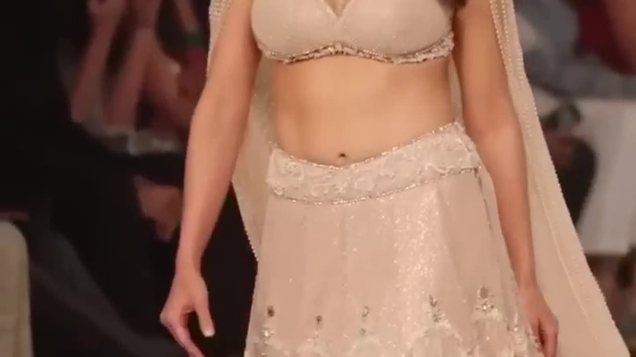 saraalikhan looks dreamy in her recent ramp walk, here is the #bts #shortsvideo