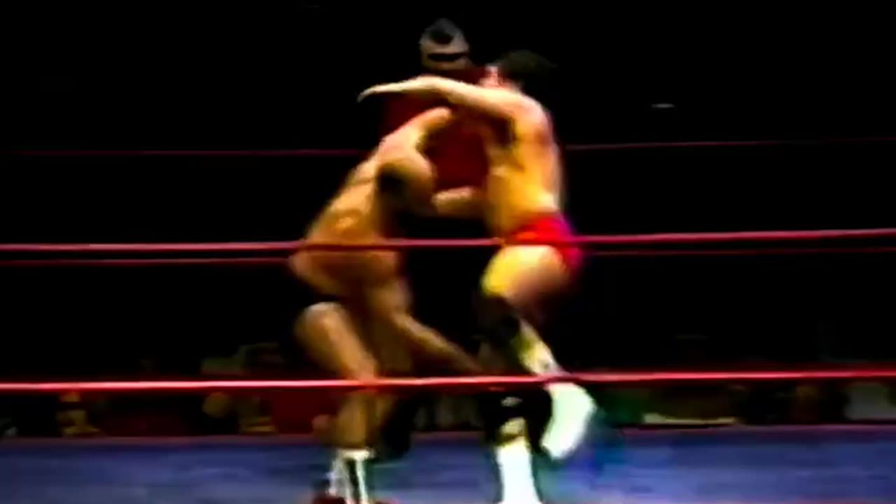 THE BEST OF BUZZ SAWYER