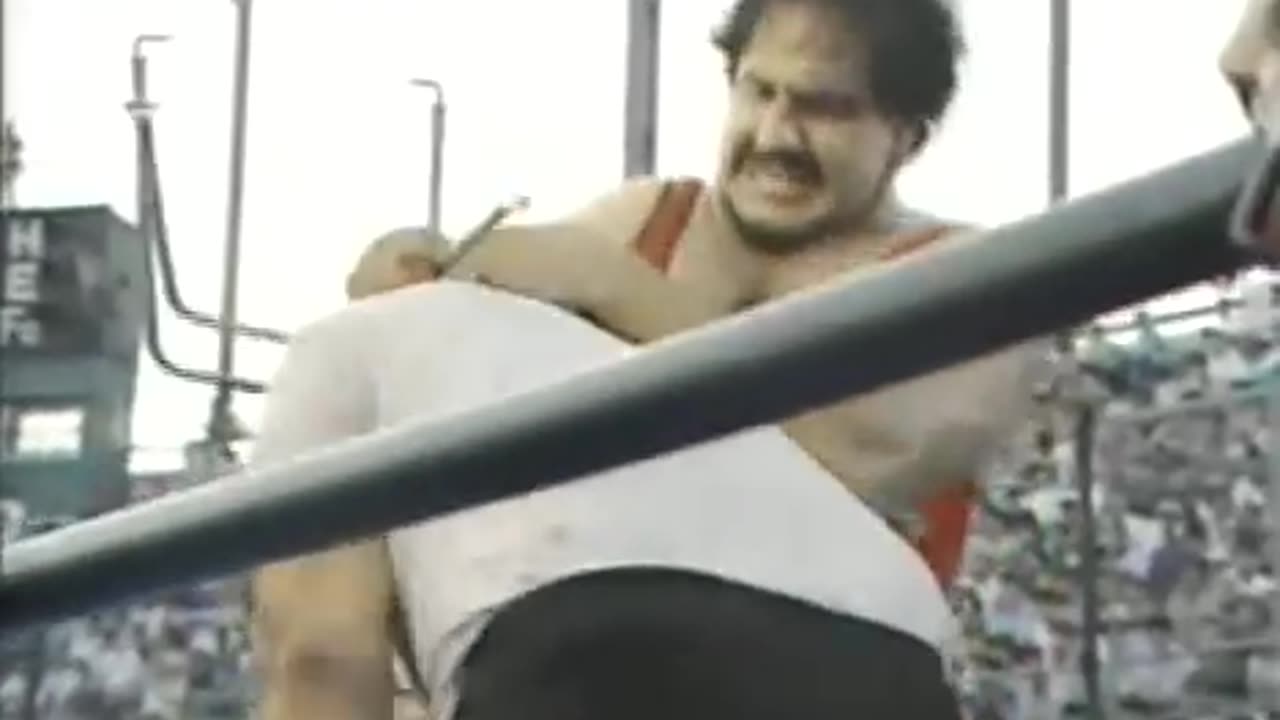 (1995.08.20) IWA King of the Death Match Tournament #5 - Tiger Jeet Singh vs Terry Funk