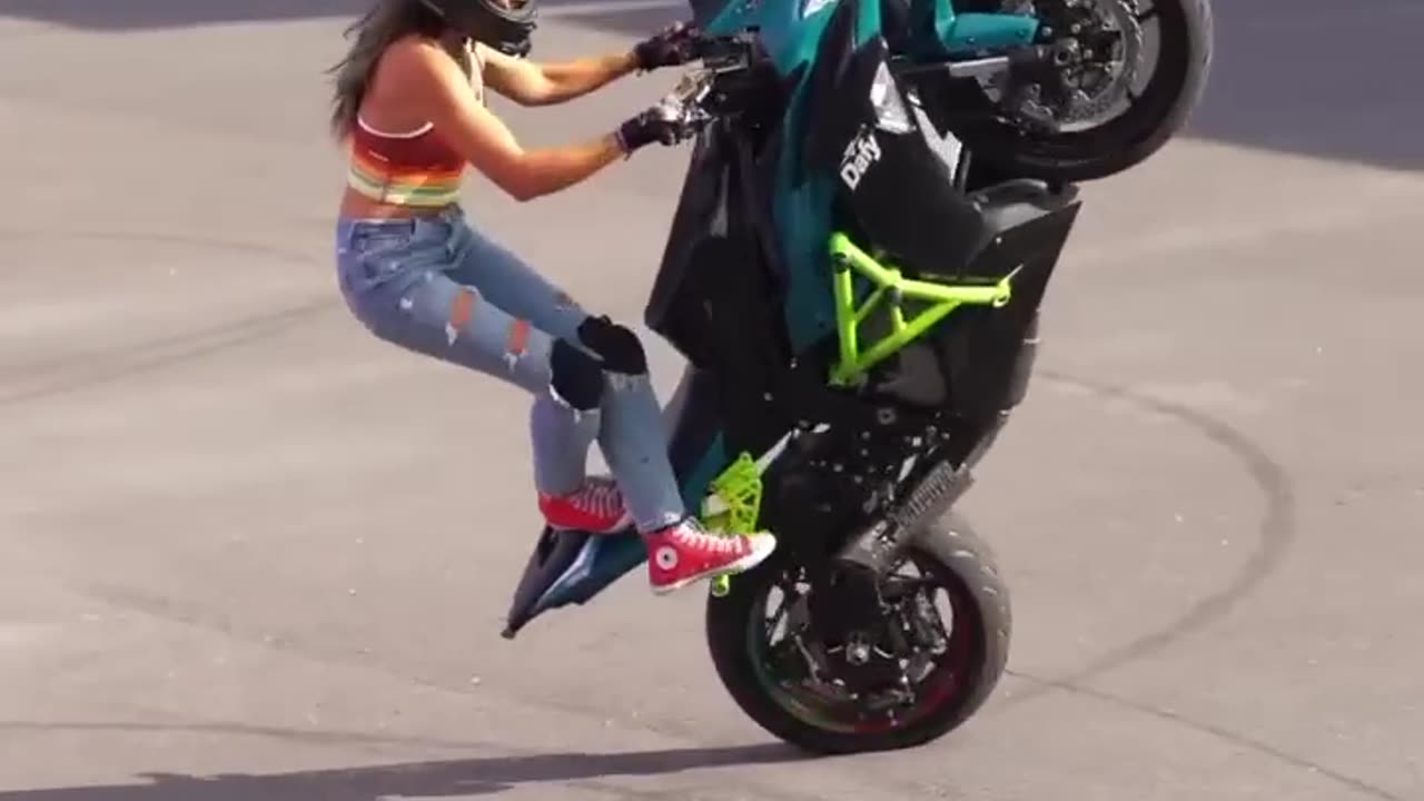 Bike Stunts For girl