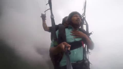 Paragliding_India_Funny_video|_scared_man