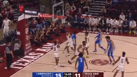 Top 10 College Basketball Dunks of the Season