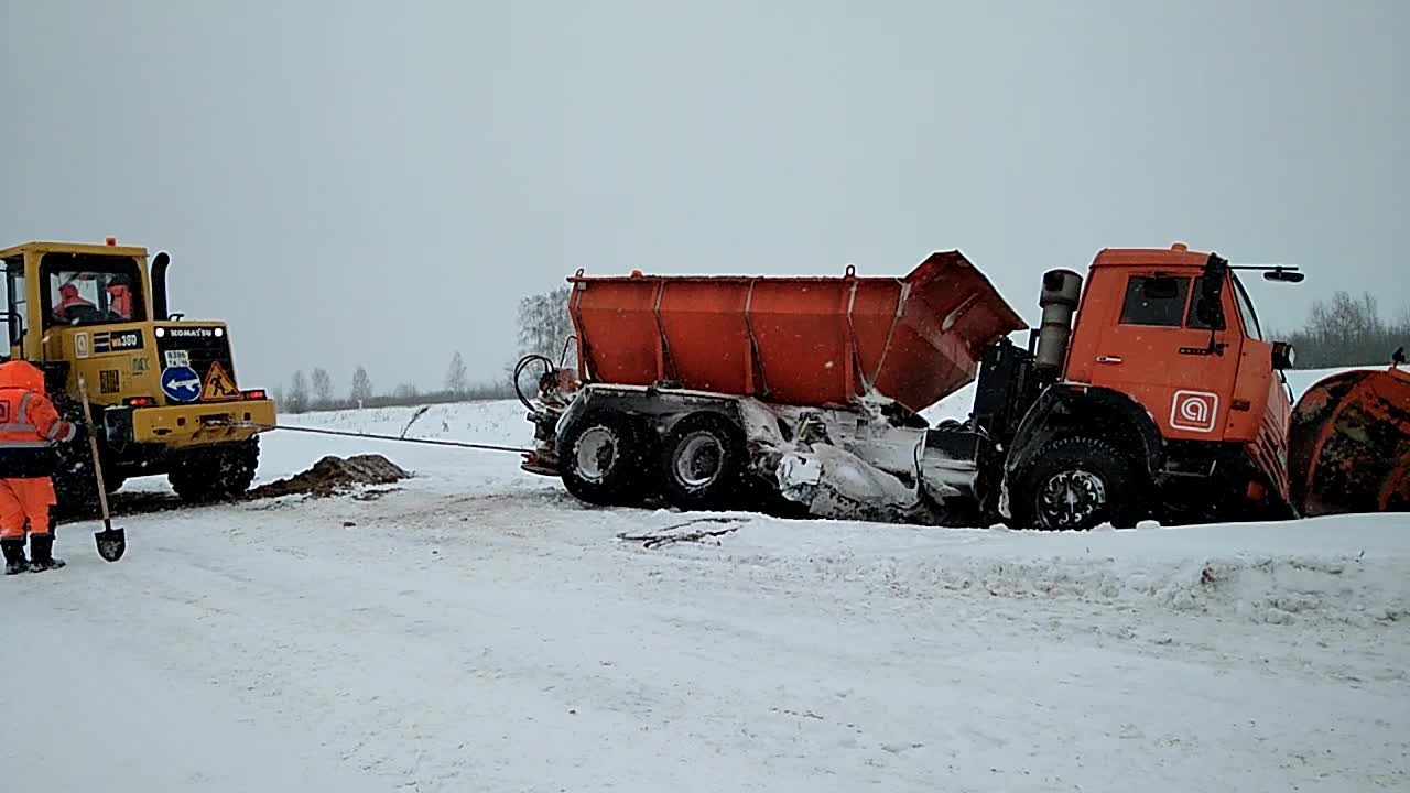 Rescuing a stuck driver