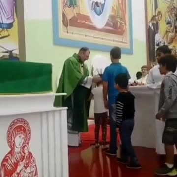 Se in presenza dei genitori (colpevoli di rimanere inermi)