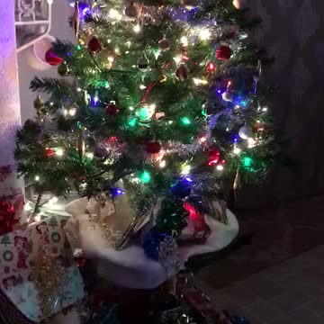 Glistening Christmas Tree