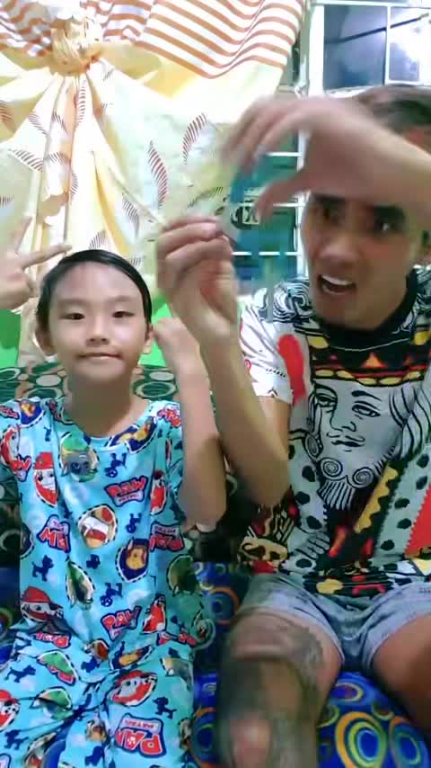 Magic tricks using scissor and a key