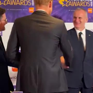 Harry arrives in London for WellChild awards in latest solo UK visit