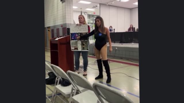 Iowa Mama Bear Dresses Like Drag Queen for School Board Meeting to Make a Point!