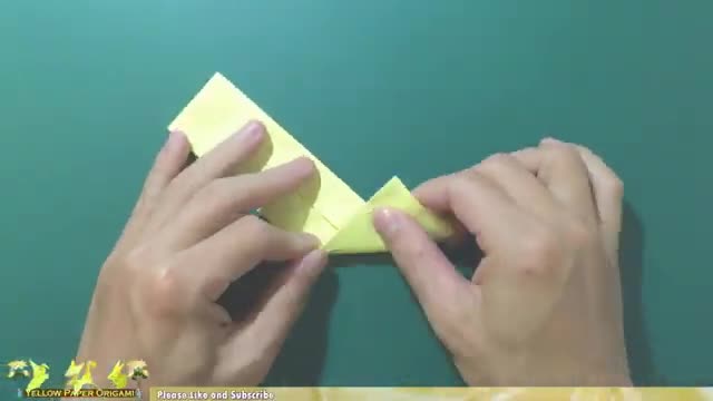 1 Minute Origami Jump Toy