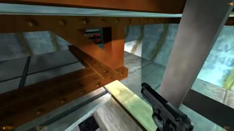 huh it's half life 1 source
