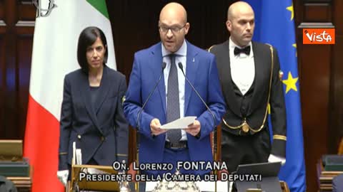 Lorenzo Fontana Presidente della Camera DELLA REPUBBLICA DELLE BANANE ITALIANA ringrazia Papa Francesco:"Riferimento spirituale per maggioranza degli italiani nell'amore per il denaro e per essere massone come me"