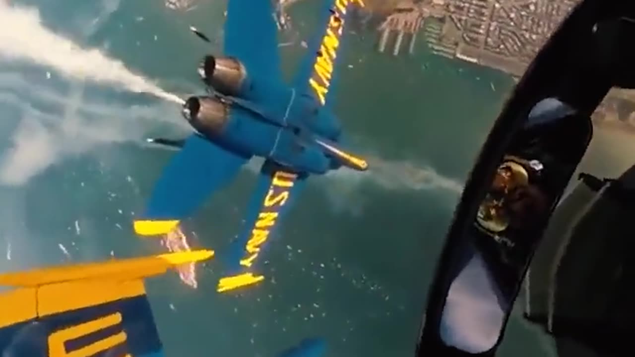 POV of Blue Angels doing their thing! 🔥