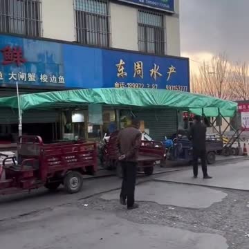 CHINA - These people has been locked down in this wet market for over 40 days