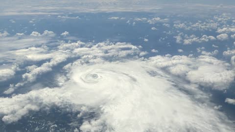 What it's like on a cruise ship during a hurricane