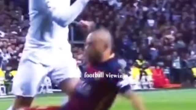 Ronaldoc Do you admire the ability to dribble?