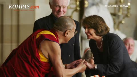 Nancy Pelosi Musuhnya Trump Mengumumkan Tidak Akan Melanjutkan Kepemimpinan Di DPR Demokrat