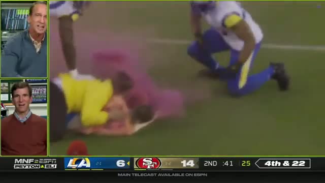 Bobby Wagner tackles fan that ran onto field | NFL on ESPN