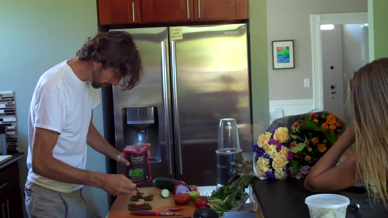 VEGGIE CRACKER STACKS - July 27th 2013