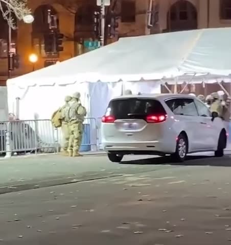 What’s really going on…? The streets of Washington DC tonight?🧐🥳💫🇺🇸💃🕺🫶✌️